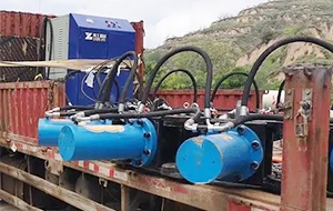 The 2 sets of pile breakers ordered by the customer in the Philippines have been packed and sent out.